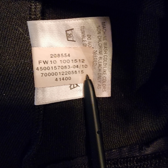 Under Armour Black Fitted Long Sleeve Top with Mandarin Collar - Picture 7 of 11